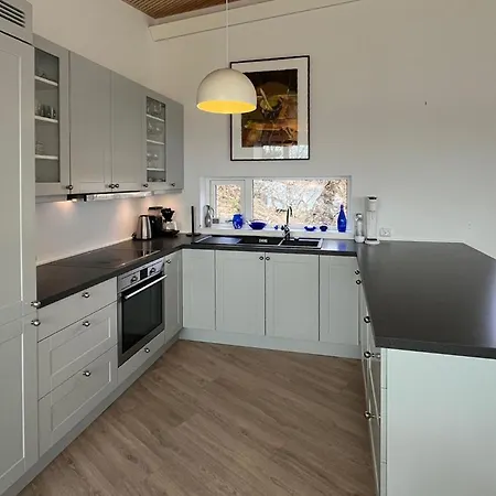 4 Bedroom Lovely In *