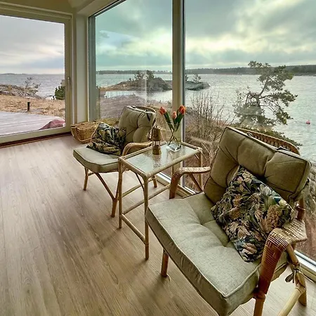 Σπίτι διακοπών 4 Bedroom Lovely In