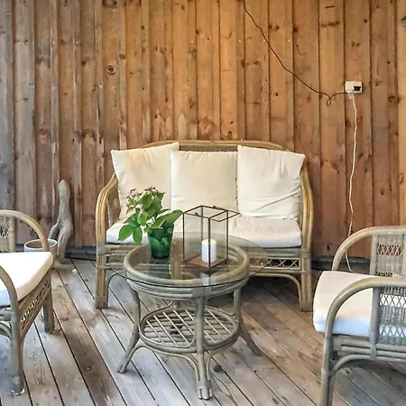 4 Bedroom Lovely In Σπίτι διακοπών