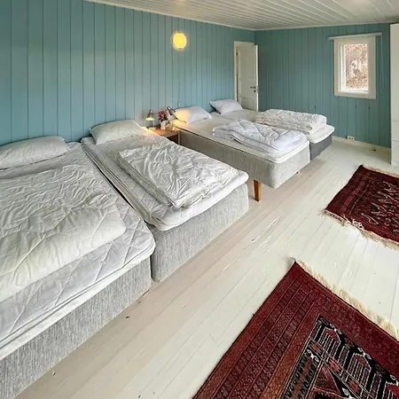 4 Bedroom Lovely In * Fevik