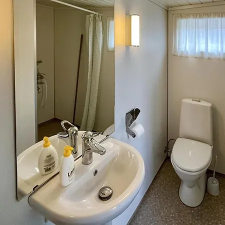 4 Bedroom Lovely In