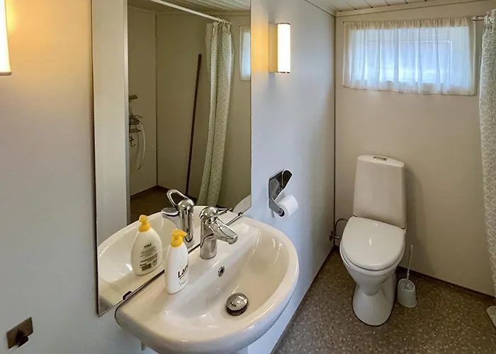 4 Bedroom Lovely In
